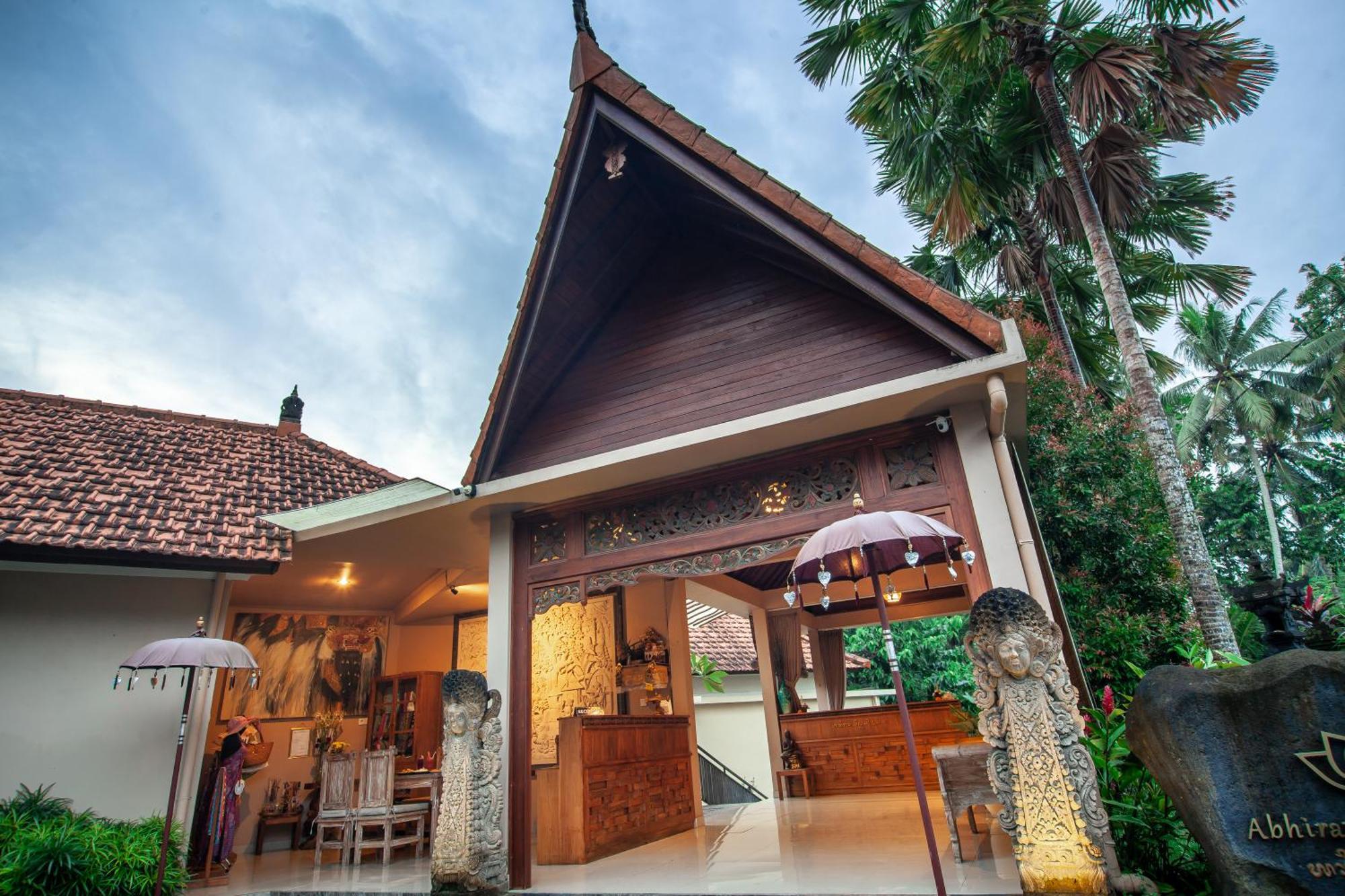 Abhirama Villas And Spa Ubud Exterior foto